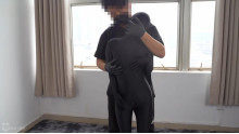 全身タイツの女のハイライトショー

